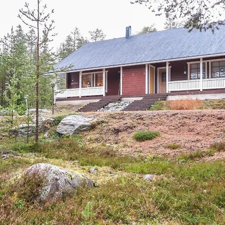 Holiday Tilhi * Saarenkylä